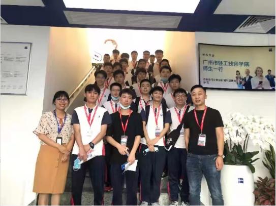 最新名企招聘,最新名企招聘，小巷深處的獨(dú)特小店，等你來(lái)探索！