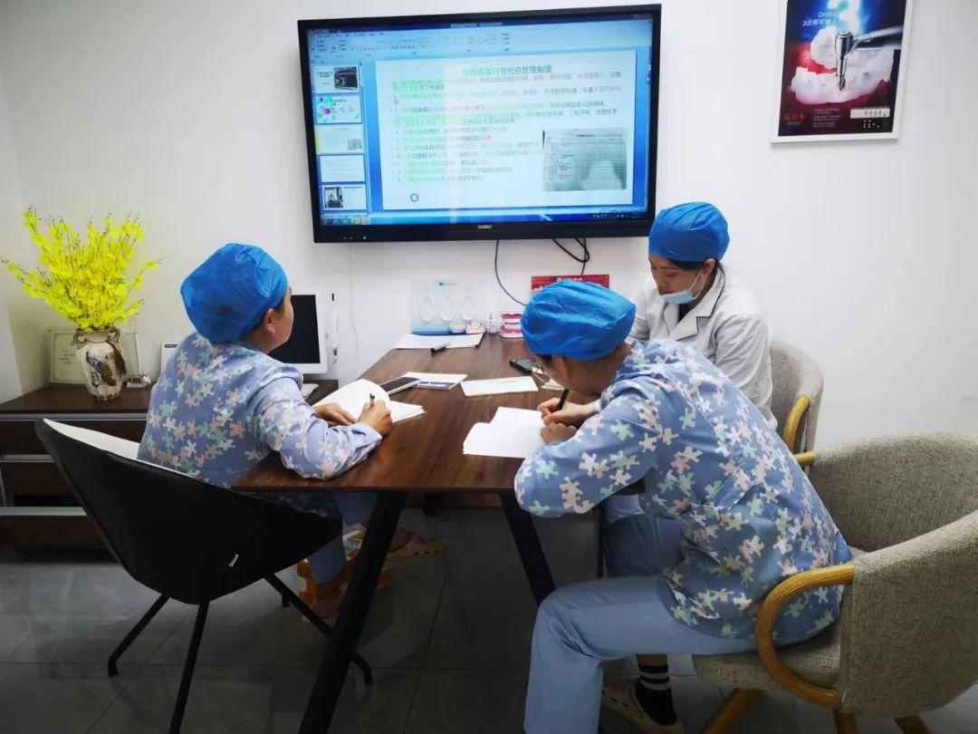 最新洗牙技術引領口腔清潔新紀元