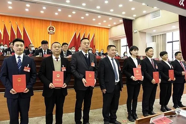 西秀區(qū)干部任，科技革新引領(lǐng)智慧生活