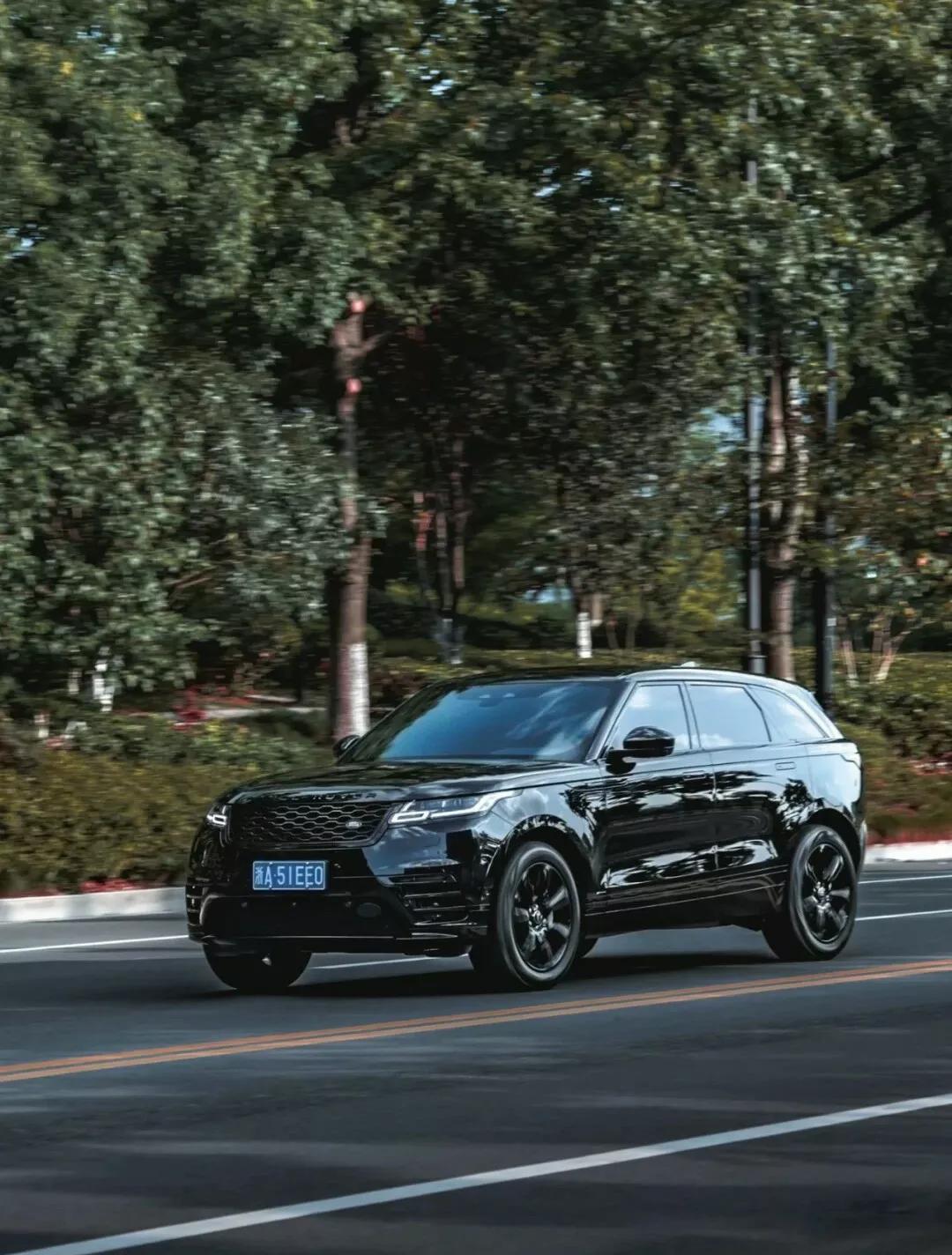 路虎星脈，璀璨領(lǐng)航，時代之選