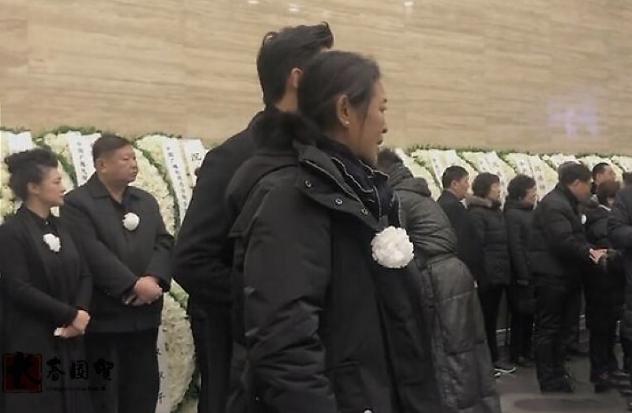 趙忠祥最新消息，科技巨頭引領(lǐng)潮流，全新高科技產(chǎn)品亮相舞臺