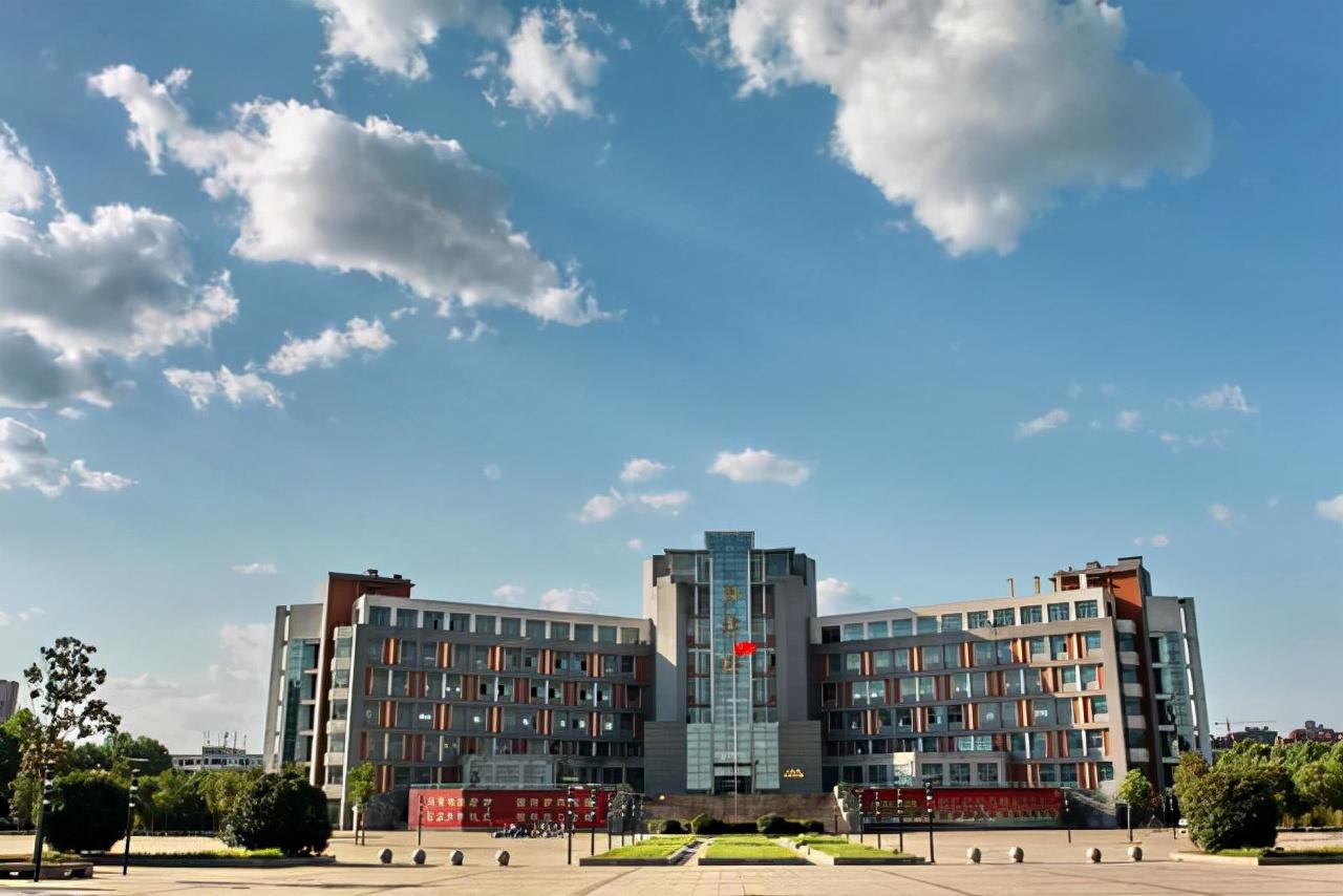 河南高校發(fā)展砥礪前行，開啟成就夢(mèng)想新篇章