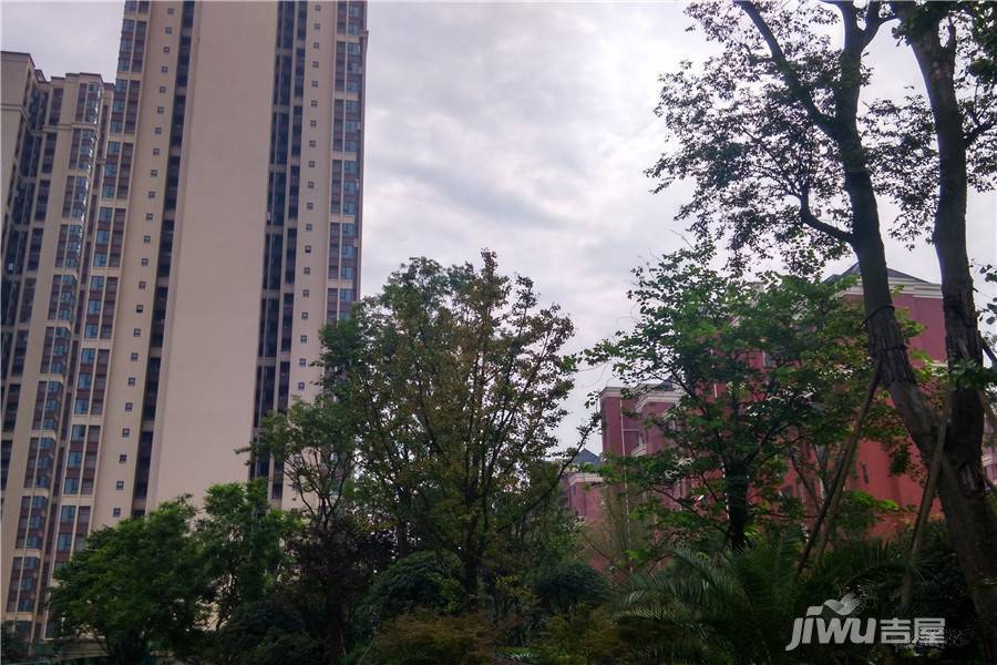 溫江光華大道最新房價(jià)走勢及分析