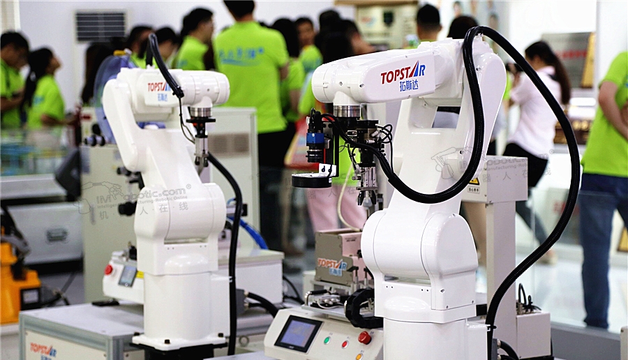 億達(dá)機(jī)器人最新消息,億達(dá)機(jī)器人最新消息??科技前沿，引領(lǐng)未來！