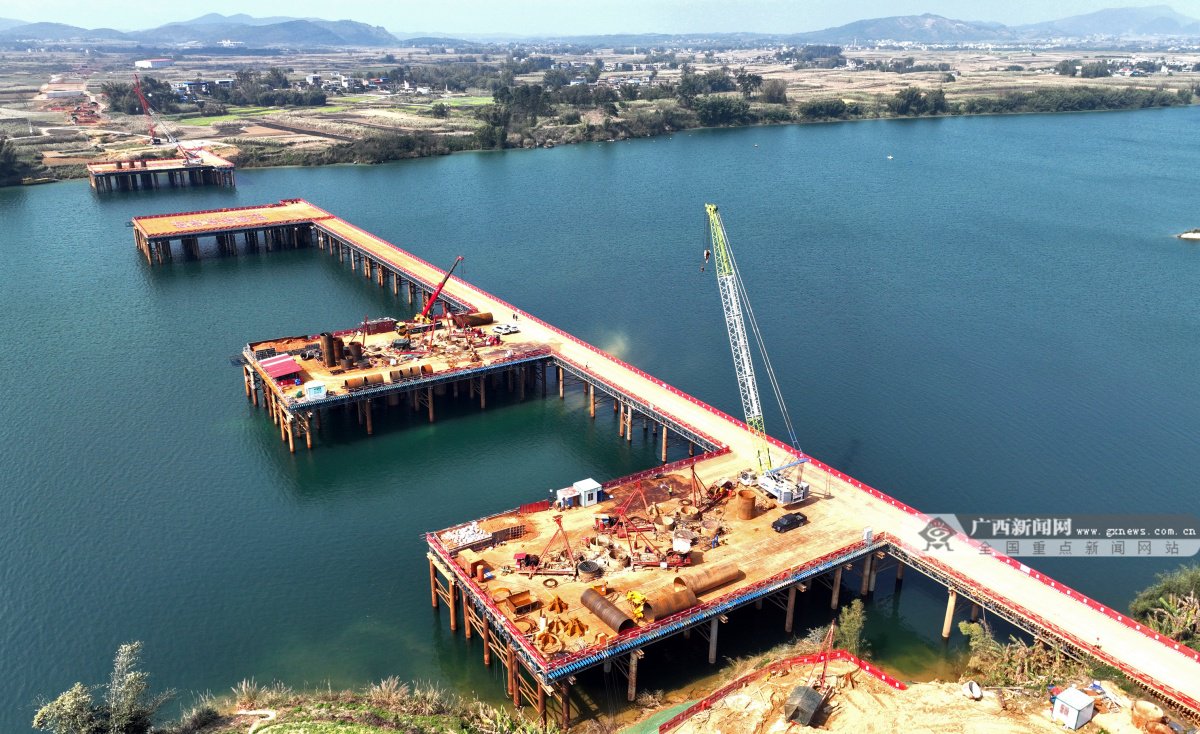 二塘大橋最新動態(tài)，7月自然美景探索之旅的心靈覺醒