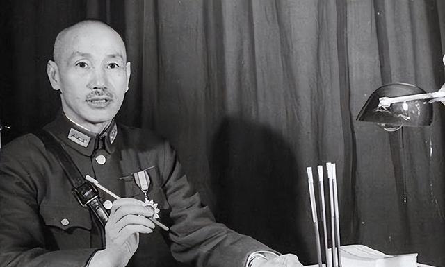 流行詞語最新動(dòng)態(tài)2024，小巷深處的隱藏瑰寶亮相街頭潮流前線