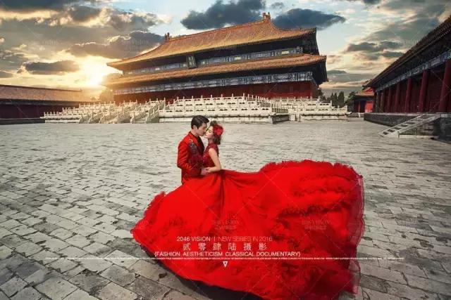 時(shí)代背景下的影像藝術(shù)探索，最新外景拍照風(fēng)格揭秘