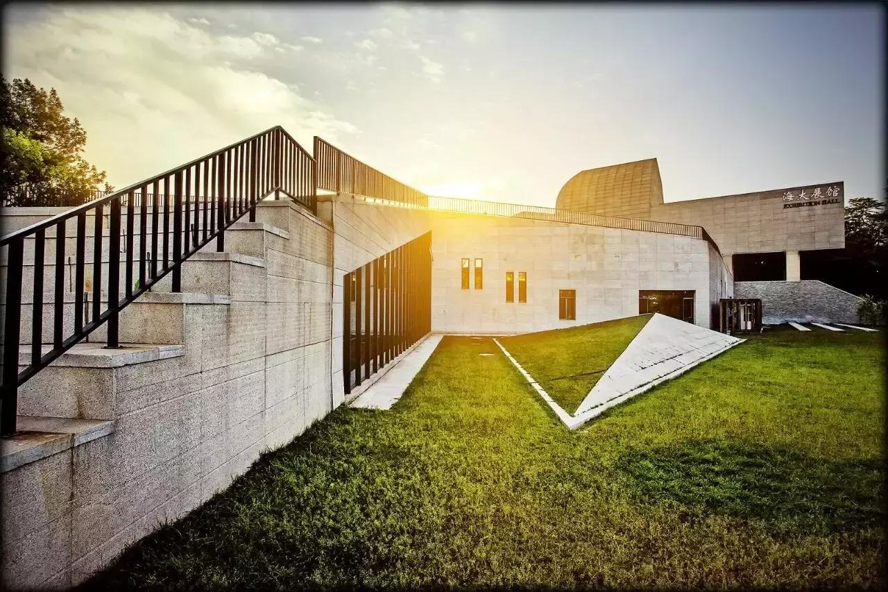 世界最新排名高校，科技巨擘的搖籃，未來教育革新之旅