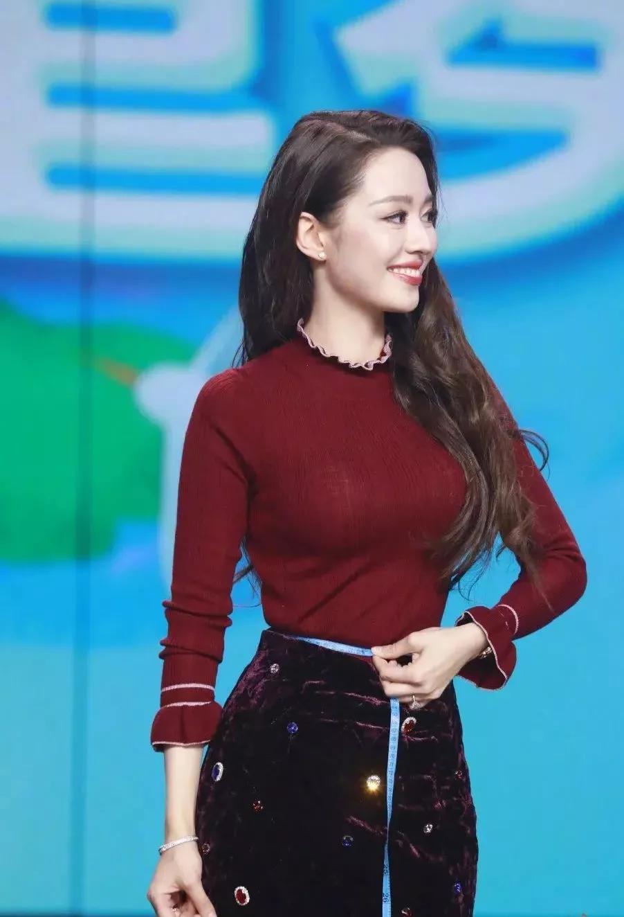 最新女星視頻，星光變化中的自信與成就力量