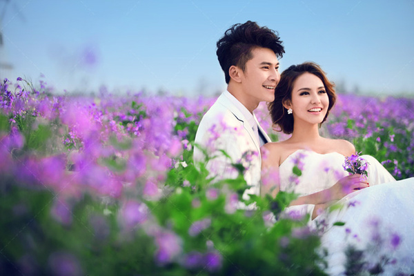 秋霞最新婚,秋霞最新婚，一場自然美景的探索之旅