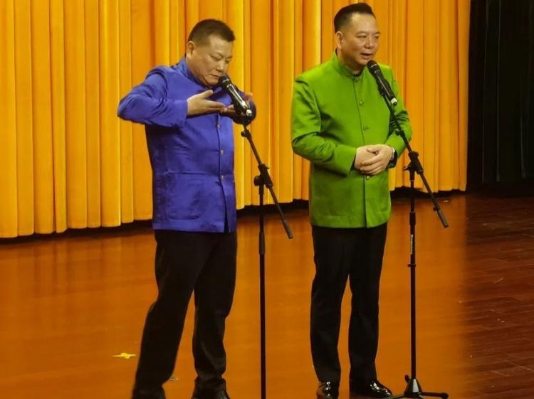 滑稽演員徐磊的老公，舞臺背后的靈魂伴侶