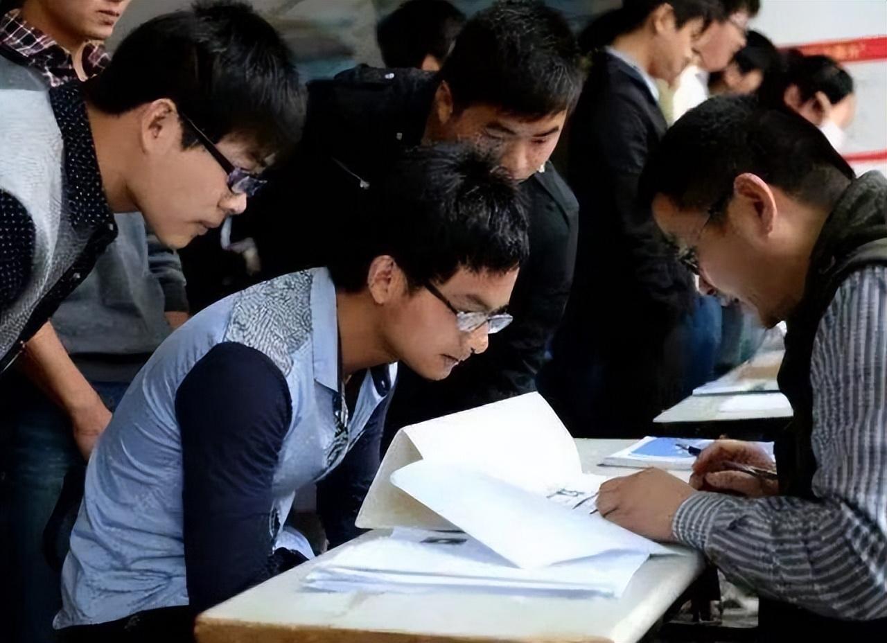 鐵路薪資改革邁入新時代，科技重塑未來，最新動態(tài)揭示變革趨勢