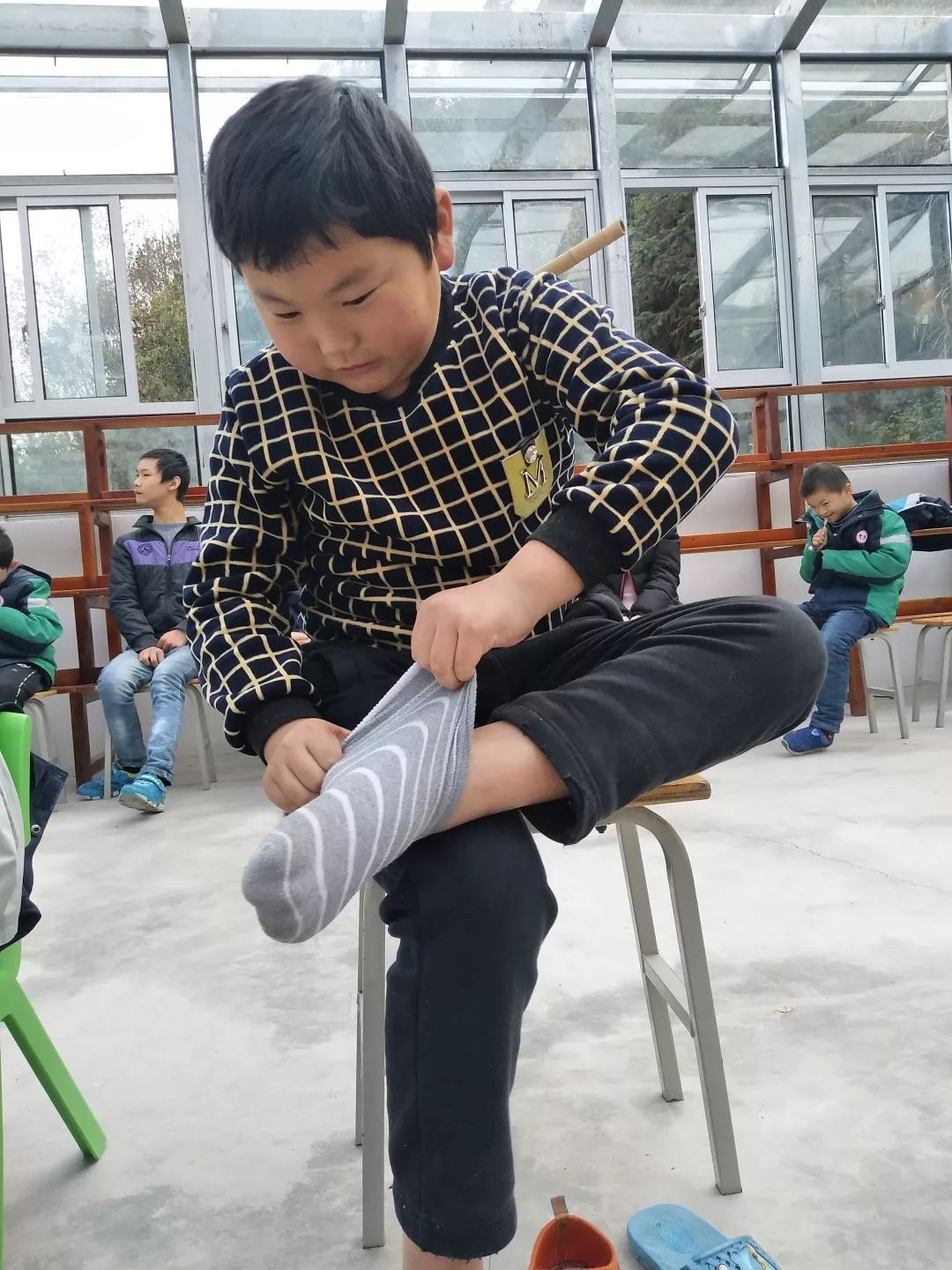 穿襪子比賽，心靈與自然的競技之旅