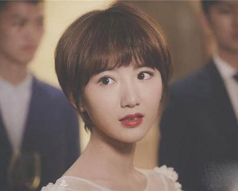 最新網(wǎng)紅短發(fā)造型詳解，時(shí)尚短發(fā)打造步驟指南與照片參考