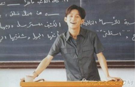 ??明星教師風(fēng)采展示，專業(yè)教育者的卓越之路??