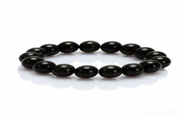 黑曜石價(jià)格之謎，友情與陪伴的溫馨故事