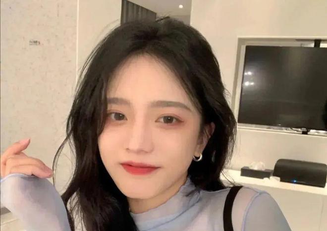 最新長發(fā)美女視頻，心靈與自然的絕美之旅