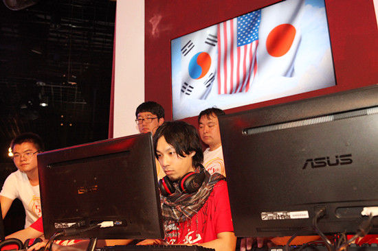 中日搏擊最新動(dòng)態(tài)，如何學(xué)習(xí)與提升搏擊技能的全面解析