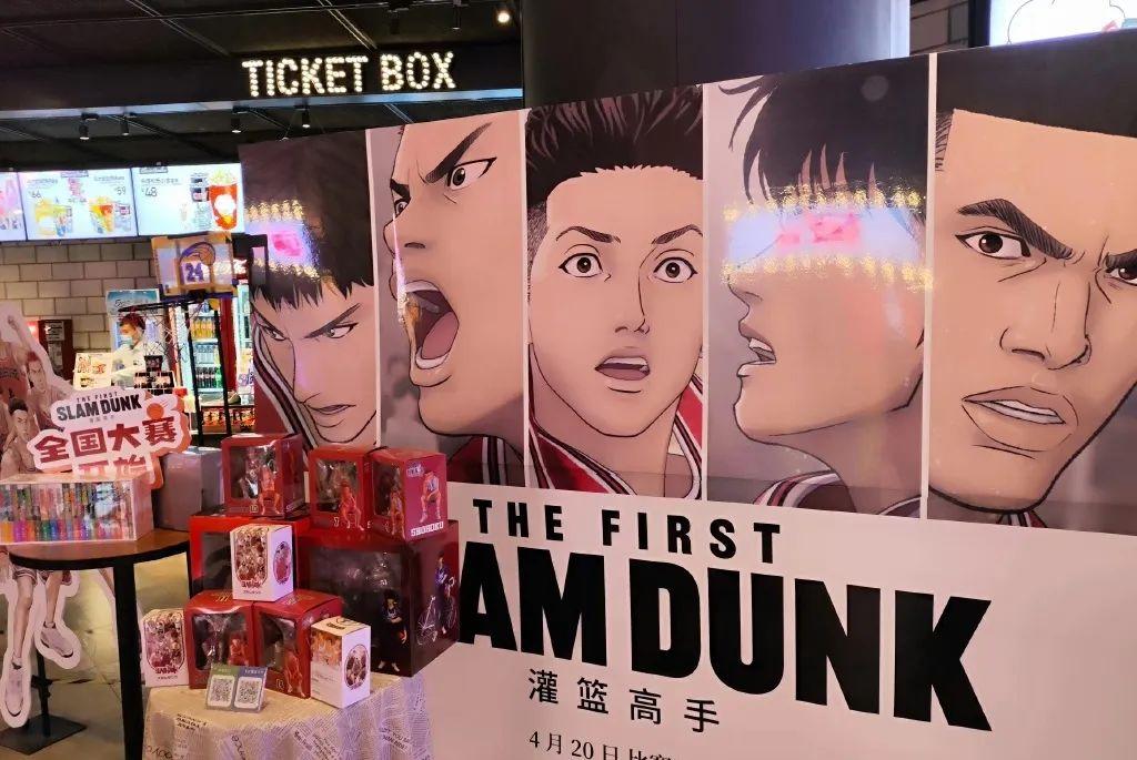 電影80后引領(lǐng)科技潮流，新一代高科技產(chǎn)品體驗之旅