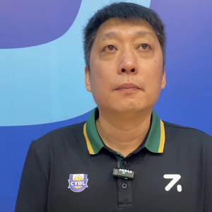 岳鵬飛，時(shí)代之光，影壇新星閃耀之路