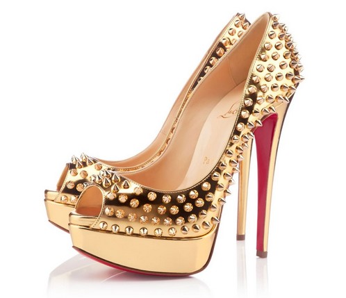 最新鞋業(yè)加盟資訊大揭秘，加盟趨勢、熱門品牌一網(wǎng)打盡！