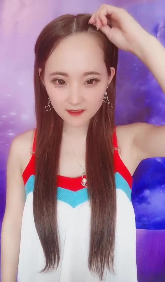 最新美拍編發(fā)教程，輕松打造時(shí)尚發(fā)型，瞬間提升你的魅力值！