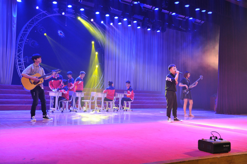 最新音樂表演節(jié)目策劃與執(zhí)行指南，從初學(xué)者到進(jìn)階用戶的詳細(xì)步驟教程