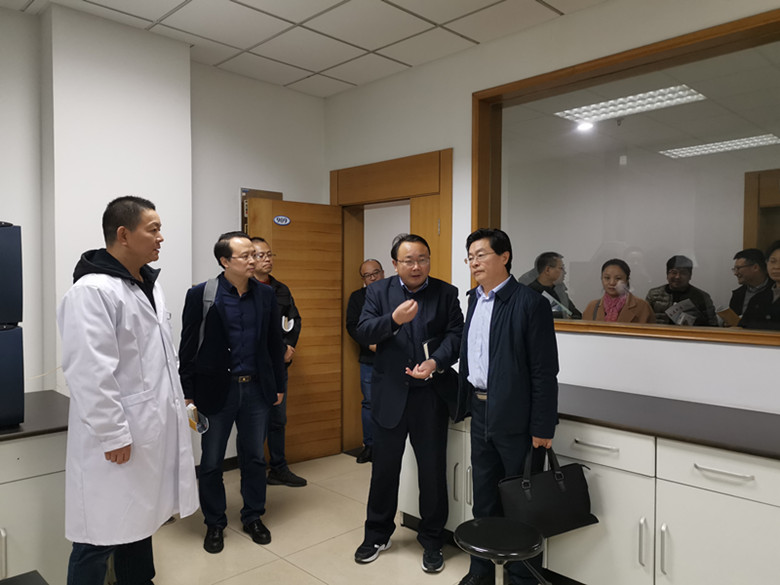 美國(guó)艾滋病研究掀起新篇章，最新研究動(dòng)態(tài)與重磅更新??