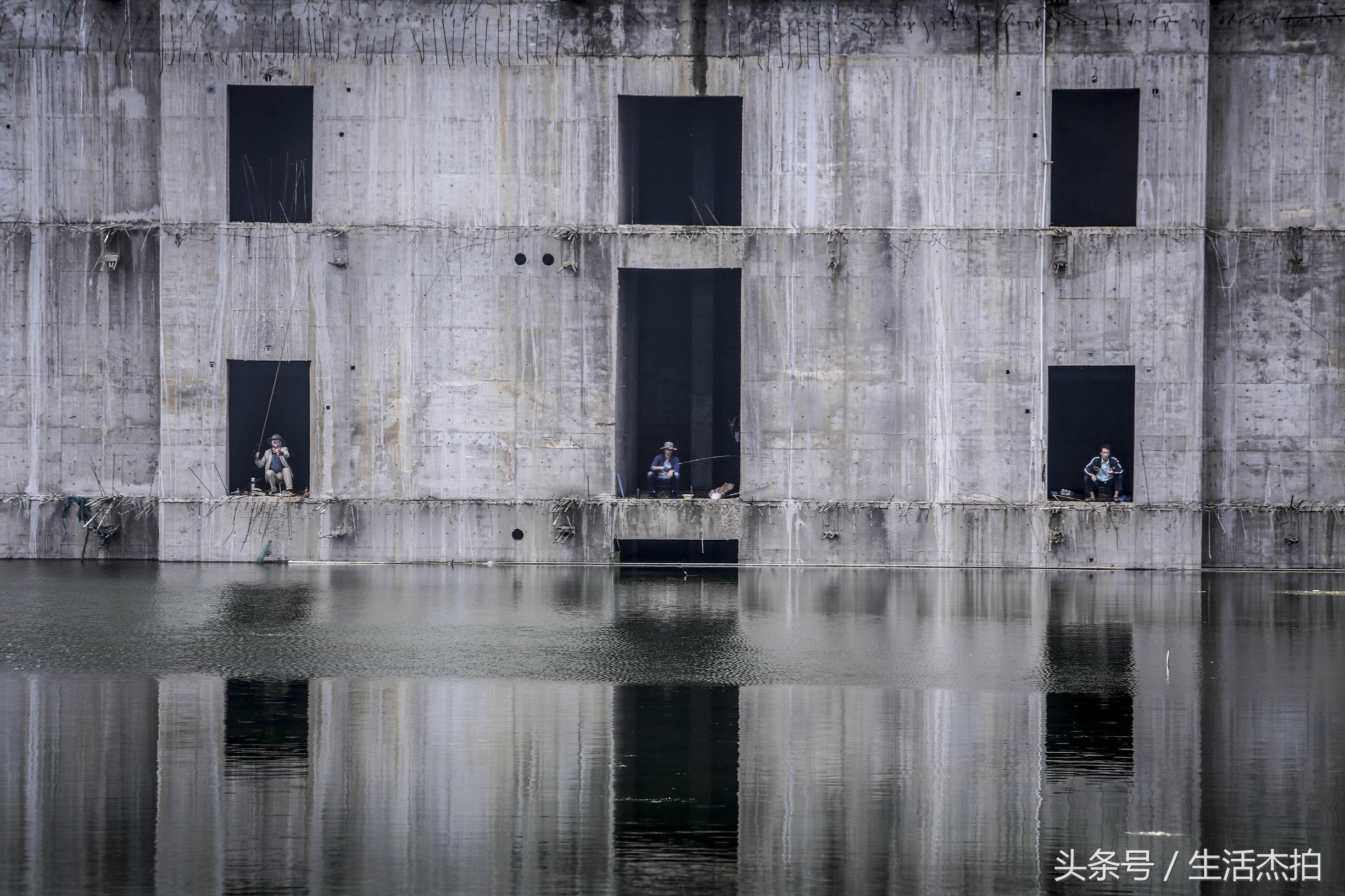 下馬村爛尾樓重生記，獨特小店新進(jìn)展揭秘