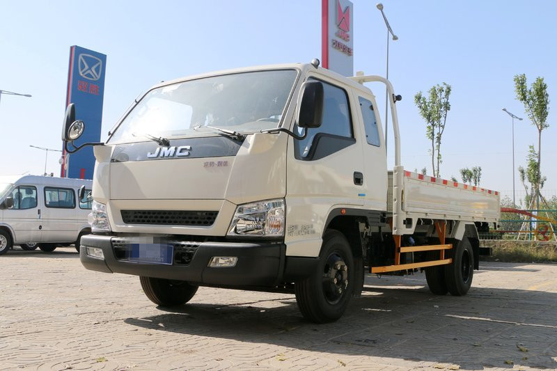 江鈴輕卡一排半最新款，友情滿載的溫馨日常之旅