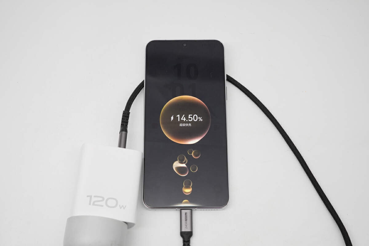 最新快充技術(shù)革新引領(lǐng)未來能源革命，極速充電體驗開啟新篇章