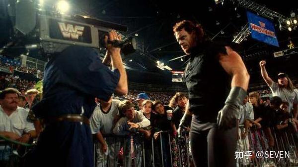 WWE送葬者賽場(chǎng)傳奇再現(xiàn)，最新比賽精彩紛呈