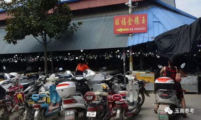 鎮(zhèn)平貼吧科技新品亮相，體驗(yàn)未來生活新紀(jì)元最新動(dòng)態(tài)